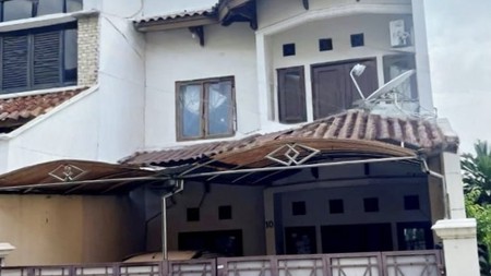 Rumah Bagus Di Jl Antene Radio Dalam Jakarta Selatan