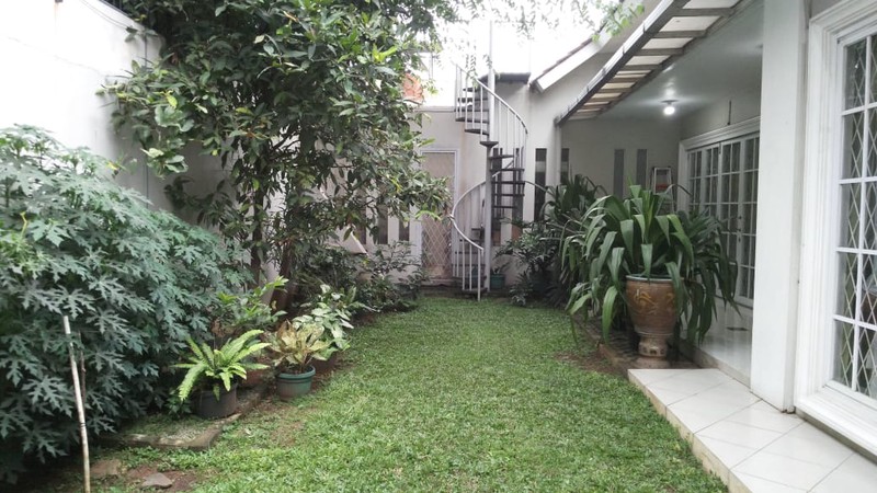 Rumah Bagus Di Jl Entong Rinen (Jl Bina Marga) Perum Ceger Asri