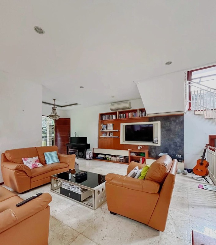 Dijual Rumah di Cluster Exlusive Bintaro Sektor 9