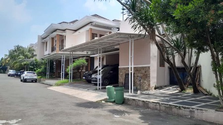 Rumah Bagus Di Kebagusan Town House Jakarta Selatan