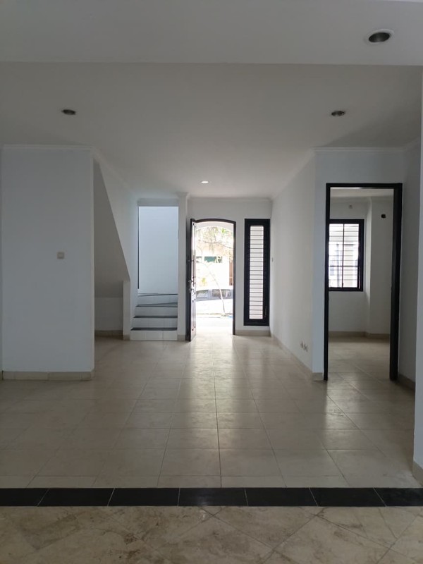 Rumah Bagus Di Puri Mediteran Bintaro Jaya Sektor 9