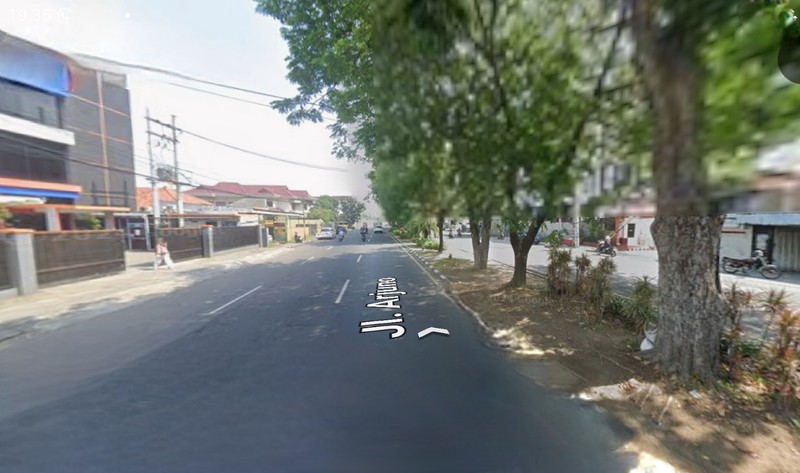 Murah Rp .14 Juta-an/m2 Rumah Surabaya Pusat Kota Nol Jalan Arjuno Strategis Dekat Kedungdoro, Tidar, Pasar Kembang Strategis Hadap Nol Jalan Raya Cocok Buat Segala Usaha