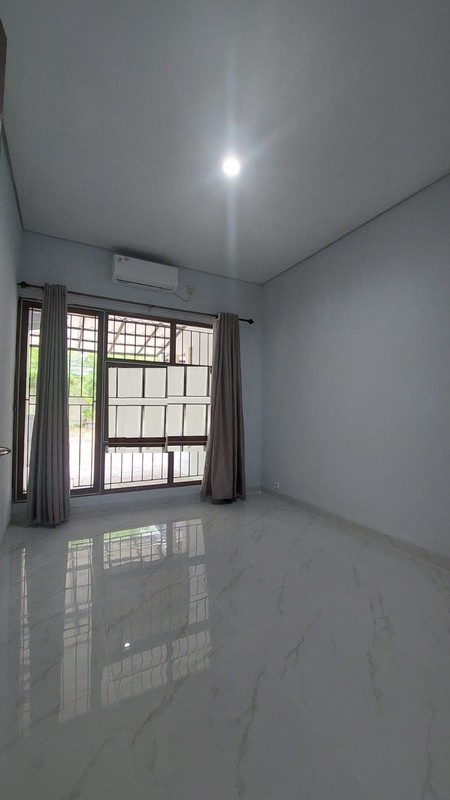 Rumah Bagus, Apik, Siap Huni, Lokasi strategis, kemanan 24 jam dalam Cluster di Bintaro