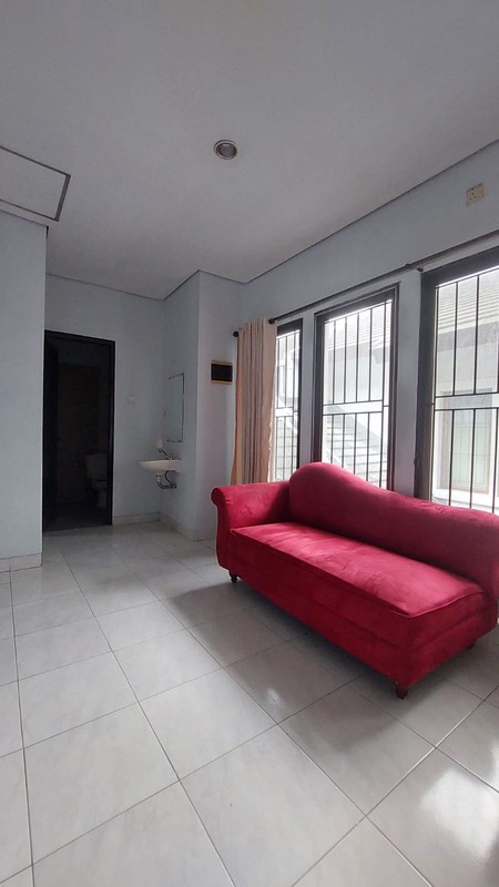 Rumah Bagus, Apik, Siap Huni, Lokasi strategis, kemanan 24 jam dalam Cluster di Bintaro