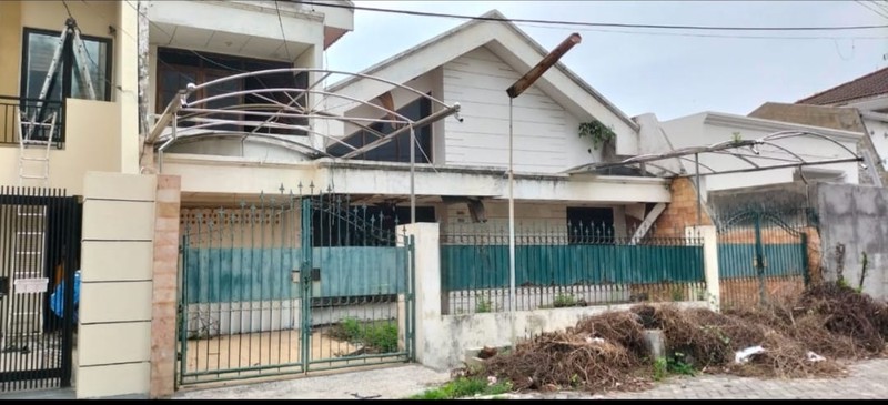 Dijual Rumah Hitung Tanah di Villa Kalijudan Indah Surabaya