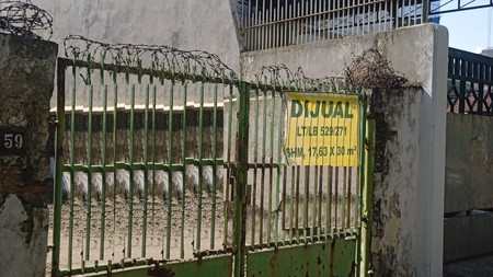 Dijual Rumah Surabaya Pusat di Jalan Jaksa Agung Suprapto - Dekat Balai kota Surabaya, Grand City Mall - SHM - Cocok Buat Segala Usaha