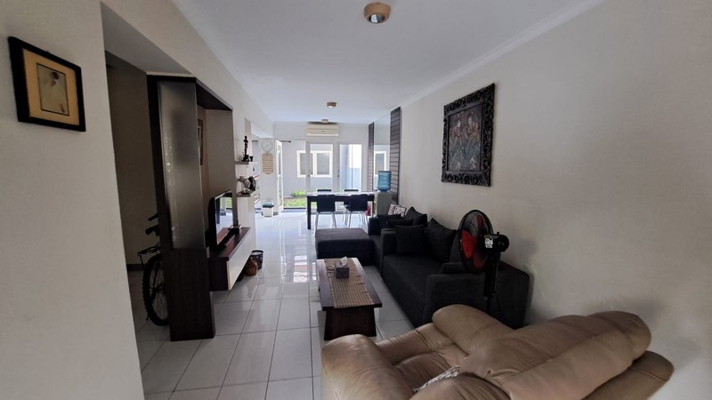 Rumah Dalam Perum Dekat Ambarukmo Plaza, Caturtunggal, Depok, Sleman