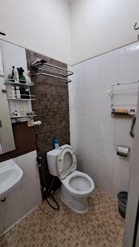 Rumah Dalam Perum Dekat Ambarukmo Plaza, Caturtunggal, Depok, Sleman