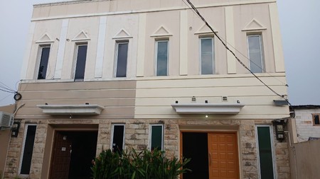 Ruko 2 1/2 Lantai Disewakan di Pengadegan Pancoran Jaksel