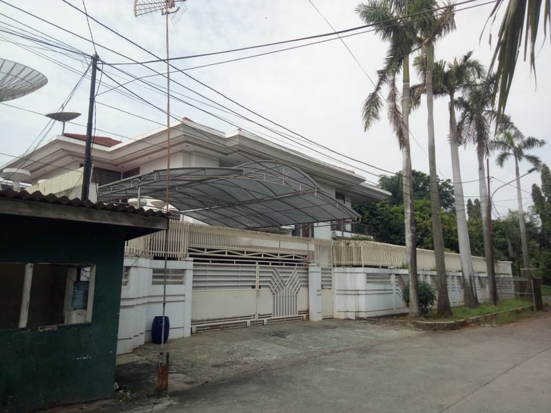 Rumah Hitung Tanah Area Cipete