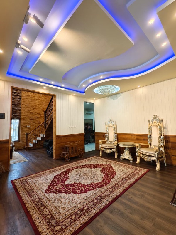 Tanah besar di De Latinos, dekat Exit Tol BSD