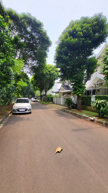 Rumah 2 Lantai Siap Huni di Giri Loka BSD Dekat Tol