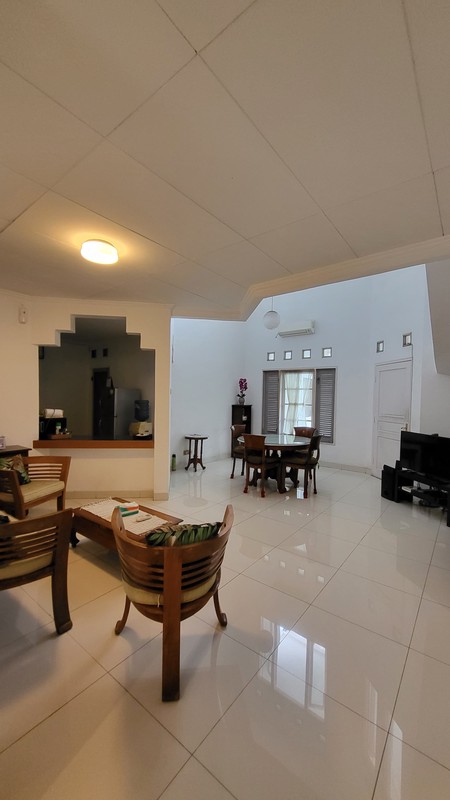 Rumah 2 Lantai Siap Huni di Giri Loka BSD Dekat Tol