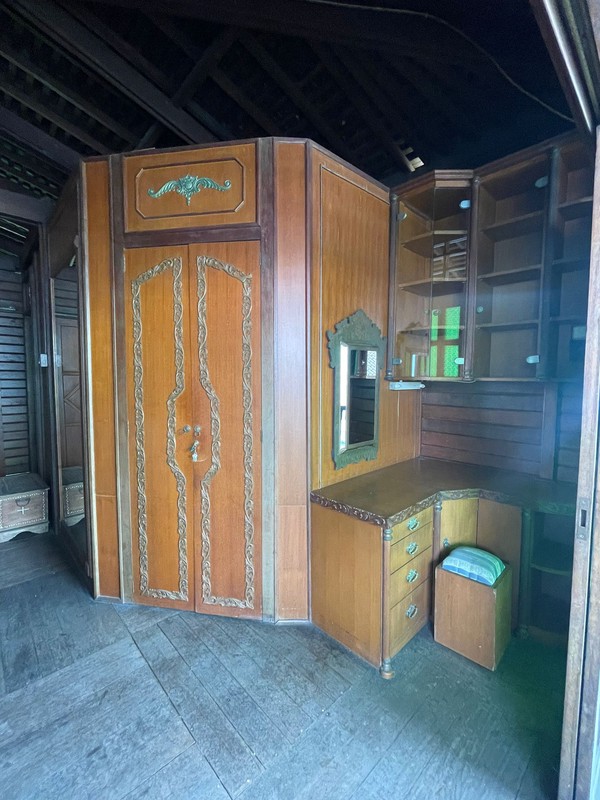 Turun Harga Rumah Unik Artistik Kayu  Merbau , Cozy, Homy - 2 Lantai di Jl. Jambore Cibubur 