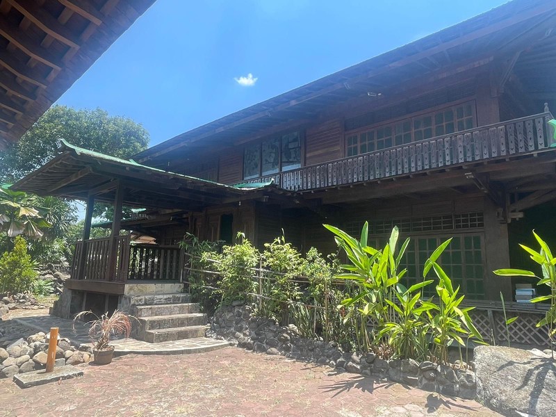 Turun Harga Rumah Unik Artistik Kayu  Merbau , Cozy, Homy - 2 Lantai di Jl. Jambore Cibubur 