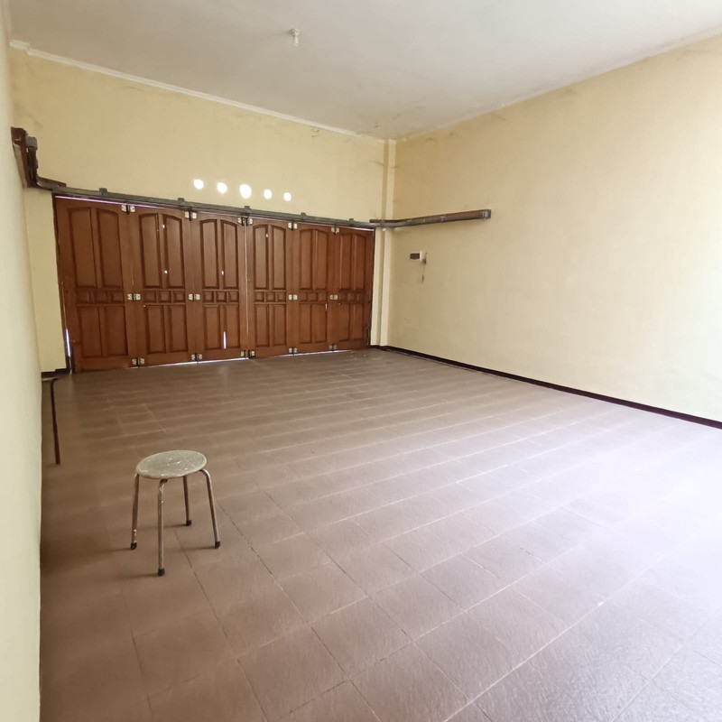 DIJUAL MURAH RUMAH JL MANYAR KARTIKA SURABAYA TIMUR