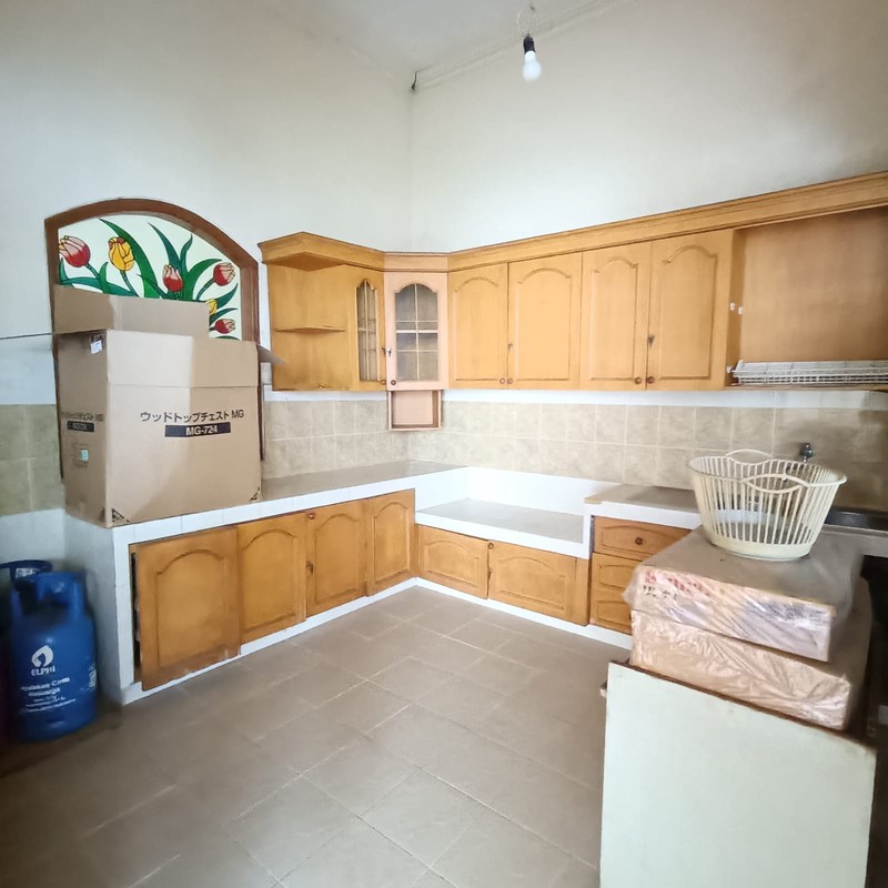 DIJUAL MURAH RUMAH JL MANYAR KARTIKA SURABAYA TIMUR