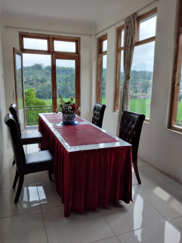 Miliki Rumah Kost Furnish 9 Kamar Tidur Lokasi Cacaban, Maglang Tengah