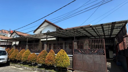 Rumah Siap Huni di Taman Holis Indah