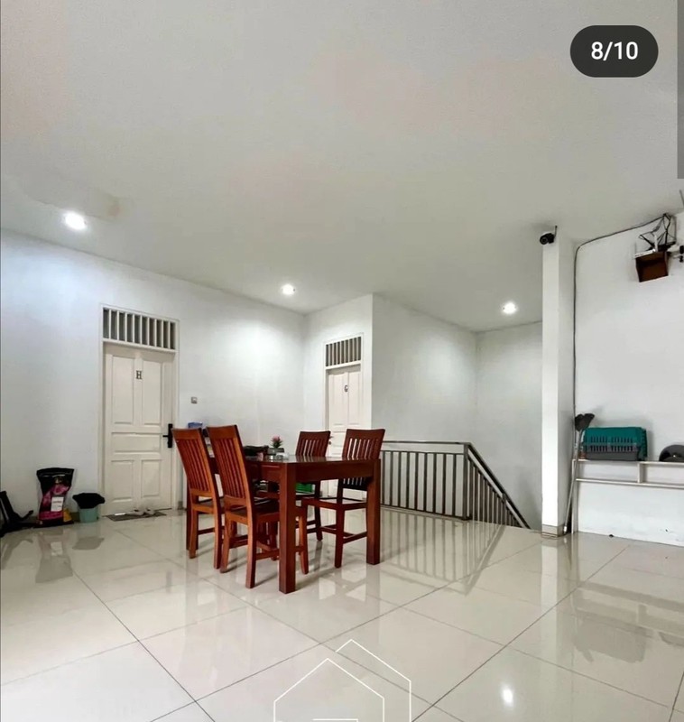 Rumah Tinggal 3 Lantai di Tebet Jaksel
