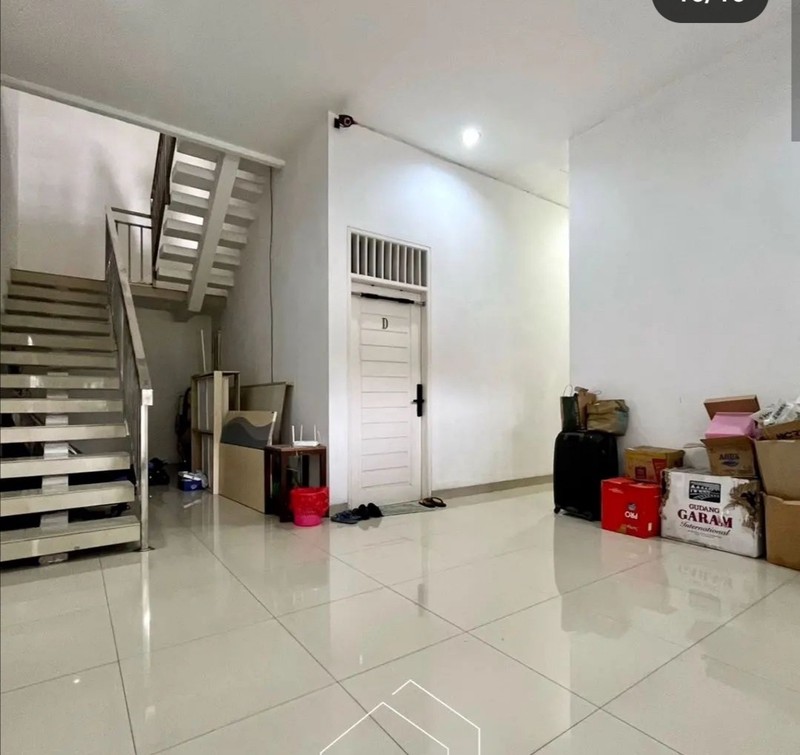 Rumah Tinggal 3 Lantai di Tebet Jaksel
