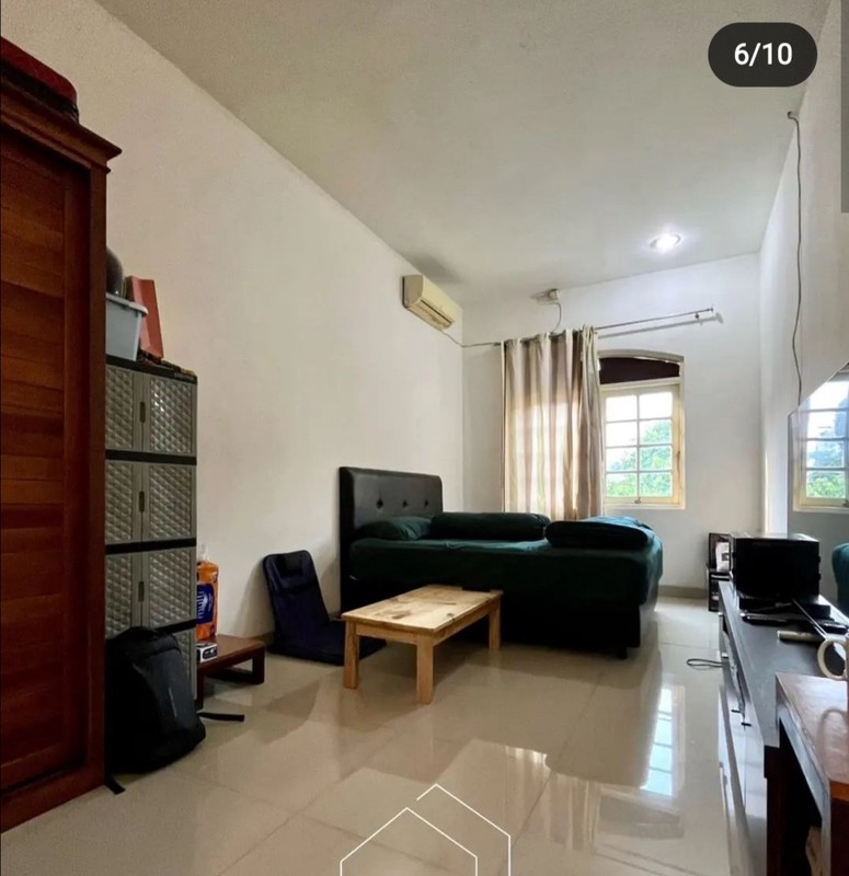 Rumah Tinggal 3 Lantai di Tebet Jaksel