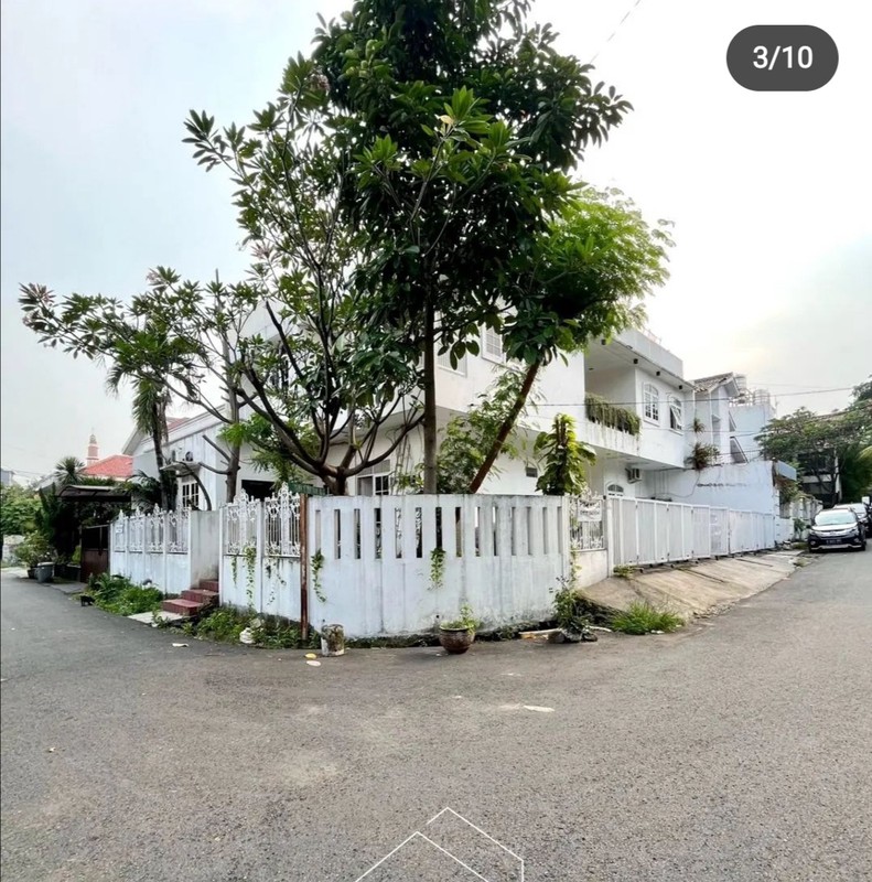 Rumah Tinggal 3 Lantai di Tebet Jaksel