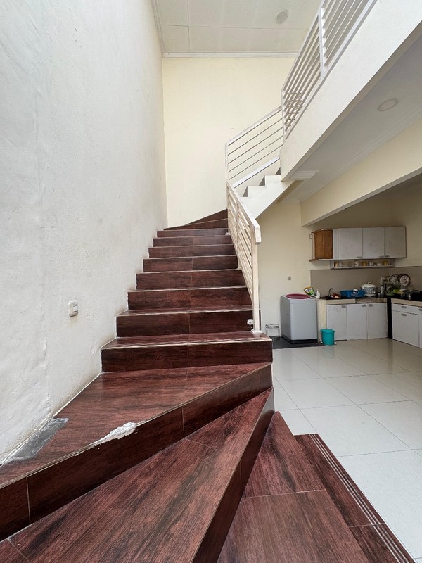 Rumah Bagus Unfurnished SHM di Pasir Luyu, Bandung