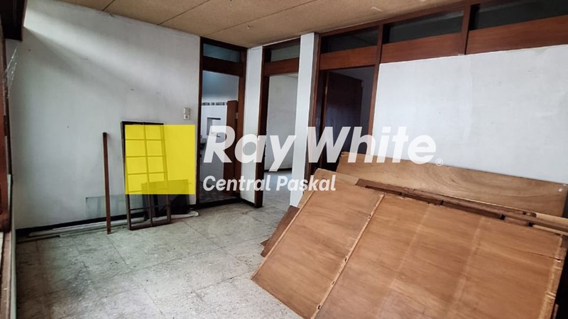 Rumah di Sayap Riau Kota Bandung