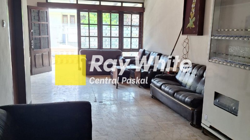 Rumah di Sayap Riau Kota Bandung