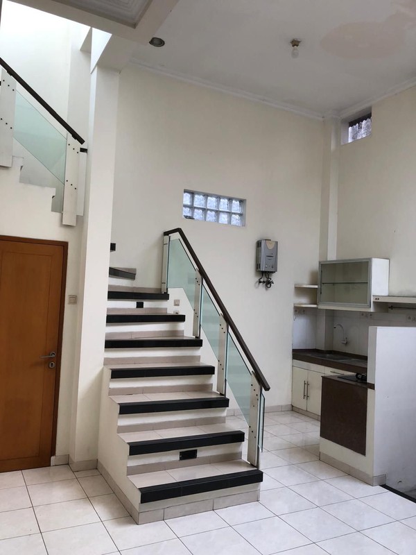 Rumah Kontrakan Bagus SHM di Taman Holis Indah, Bandung
