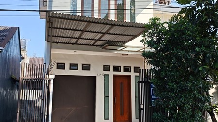 Rumah Kontrakan Bagus SHM di Taman Holis Indah, Bandung