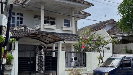 Rumah Dijual Di jalan Wiyung Indah Surabaya
