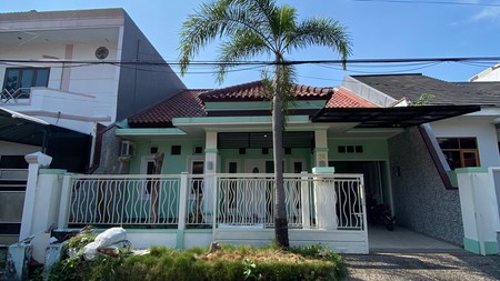 Rumah Surabaya Belakang RSI Jemursari Siap Huni