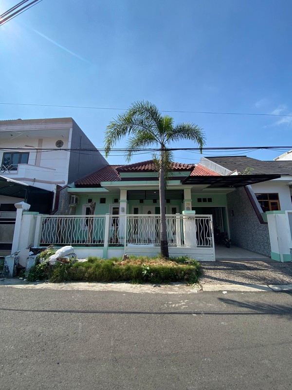 Rumah Surabaya Belakang RSI Jemursari Siap Huni