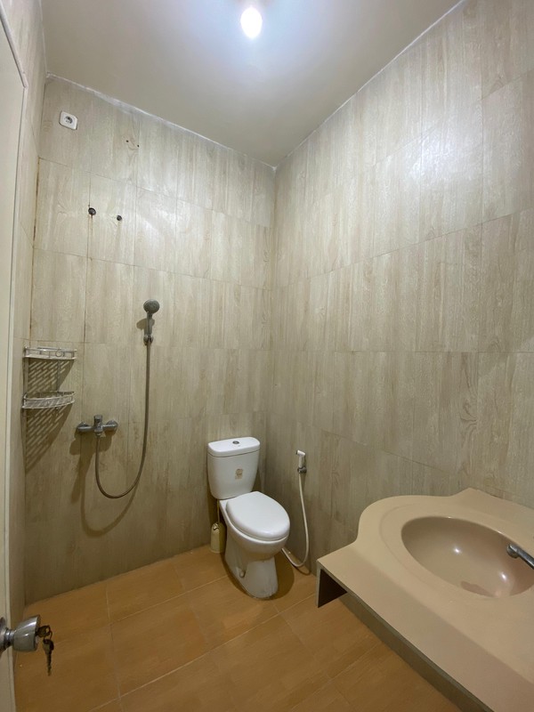 Rumah Surabaya Belakang RSI Jemursari Siap Huni