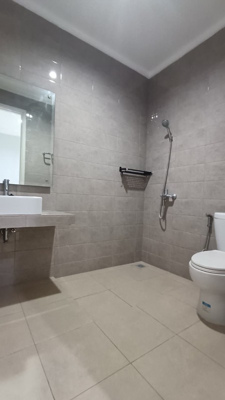 Rumah bagus siap huni di Discovery Bintaro Jaya 