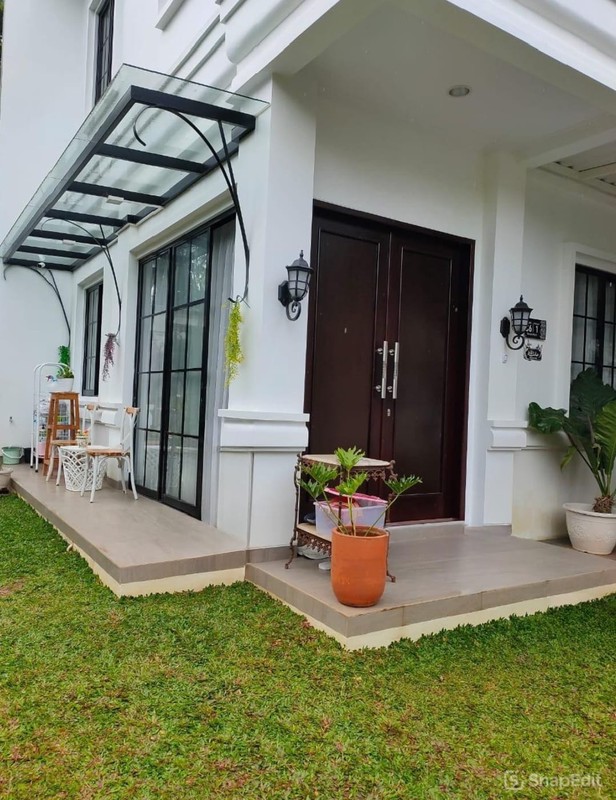 Rumah Hoek di Vanya Park BSD 