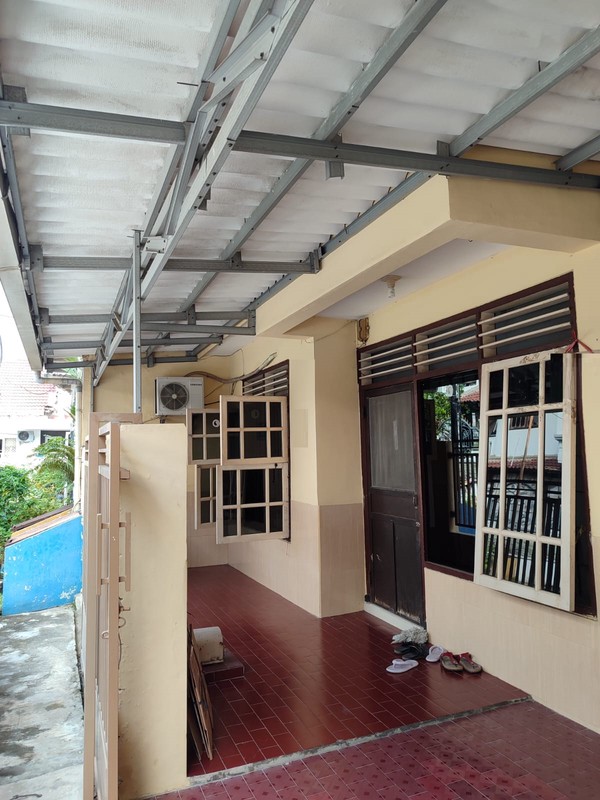 Dijual Rumah di Taman Pondok Indah Wiyung Surabaya