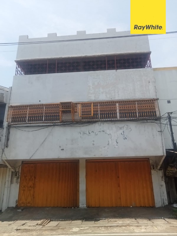 Rumah Dijual Di jalan Simokerto Surabaya