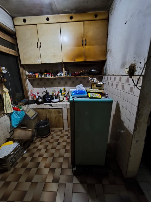 Rumah Tua di Sunter Hijau 