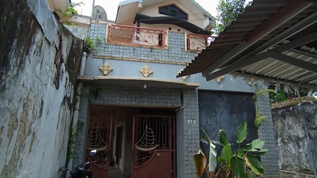 Tanah Bonus Rumah Lama Lokasi Dekat Pasar Ngasem, Kraton