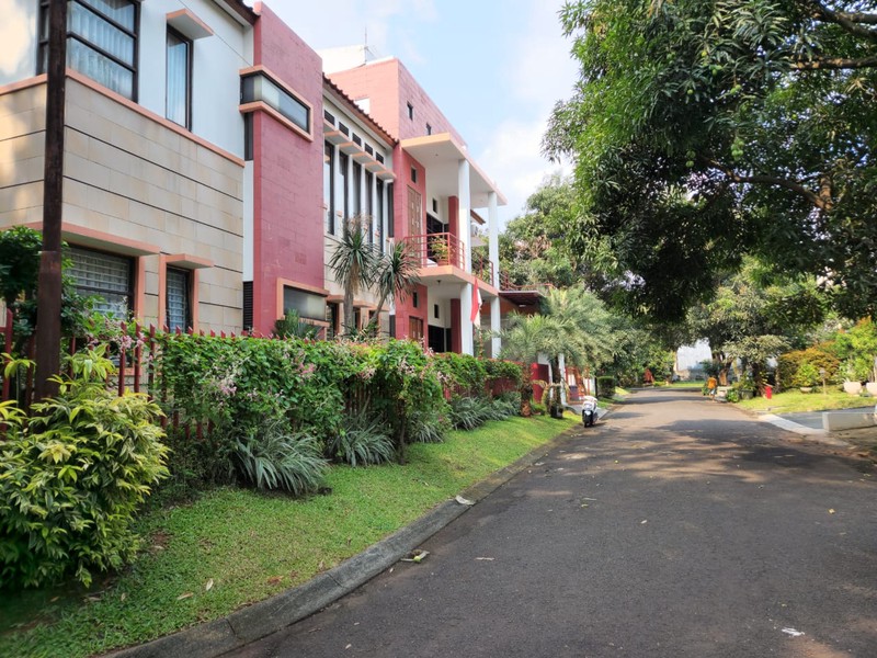 Rumah Cantik Minimalis di Senayan Bintaro Jaya sektor XI
