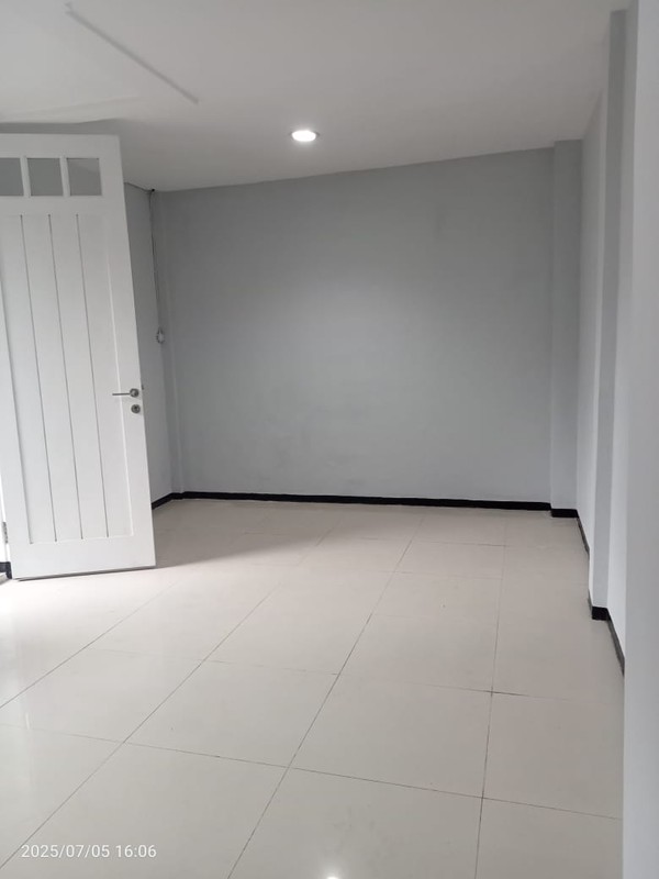 Dijual Rumah Mewah Siap Huni di Perumahan Pondok Nirwana MERR - Kedung Baruk, Rungkut, Surabaya.