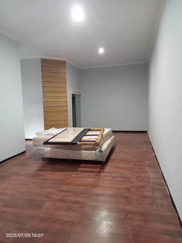 Dijual Rumah Mewah Siap Huni di Perumahan Pondok Nirwana MERR - Kedung Baruk, Rungkut, Surabaya.