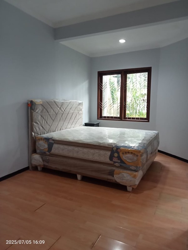 Dijual Rumah Mewah Siap Huni di Perumahan Pondok Nirwana MERR - Kedung Baruk, Rungkut, Surabaya.