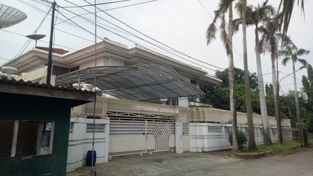 Rh tua Sunter. Dalam komplex