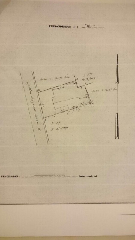 Rumah tua hitung tanah Rajawali selatan