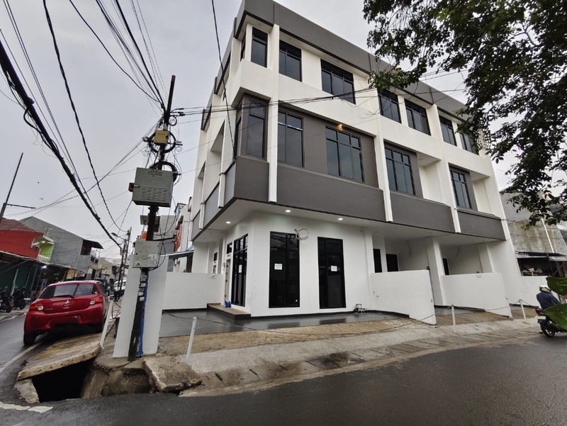 Rumah di hook baru, minimalis bagus, di pusat kota jarang ada luas tanah 50m&#xb2;