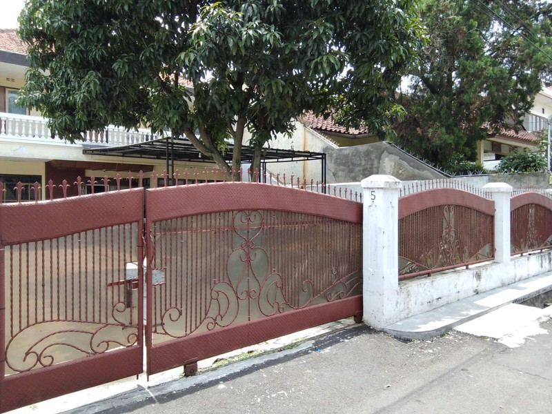 Rumah Kos Kosan di Sekitar Kantor SAMSAT Soekarno Hatta